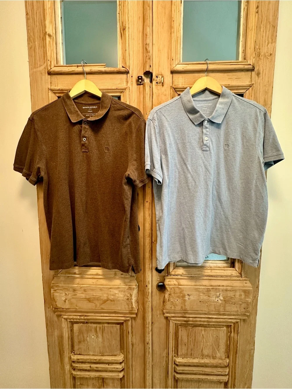 Banana Republic Men's Pique Polo Shirts - Light Blue and Brown